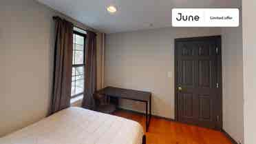 3 BR in New York City