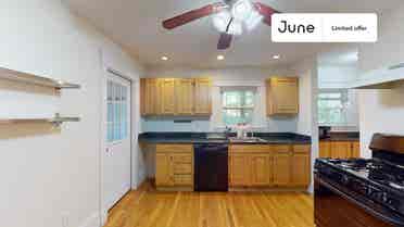 4 BR in Boston