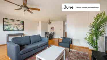 4 BR in Chicago