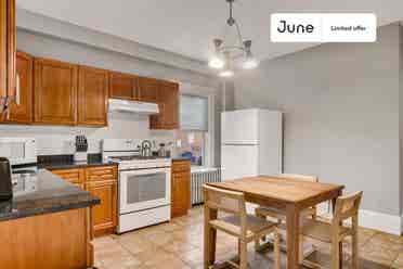 4 BR in Boston