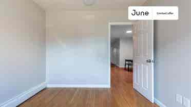 4 BR in New York City