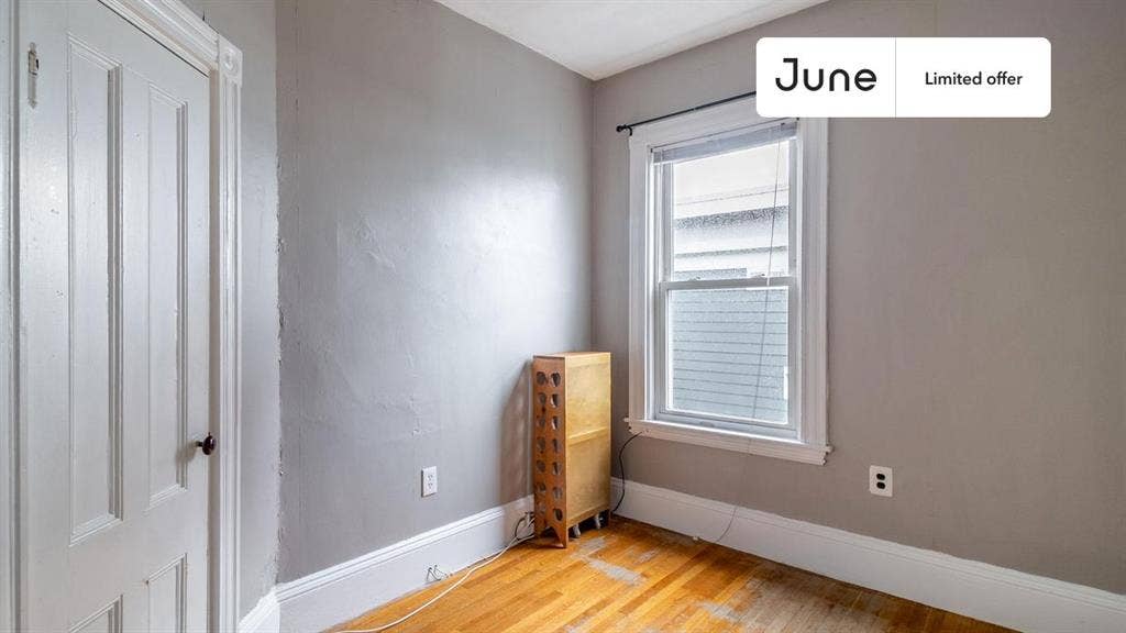 5 BR in Boston