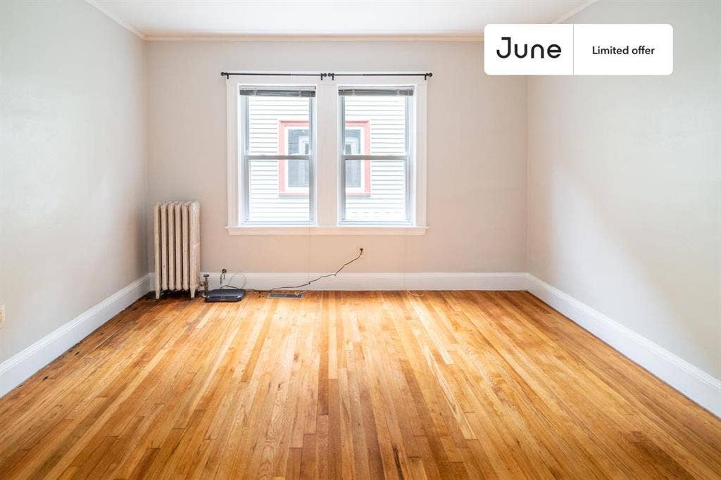 4 BR in Boston