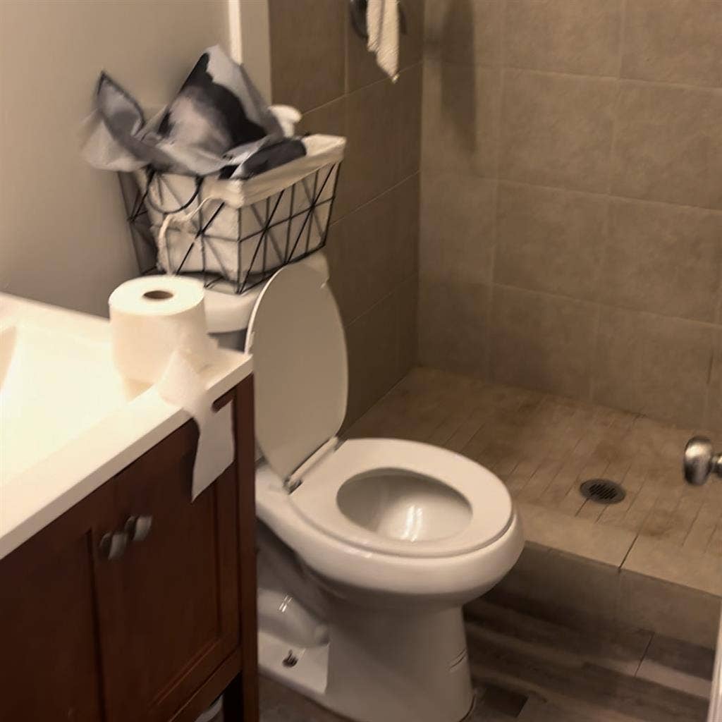 Private bed/bath in south atl