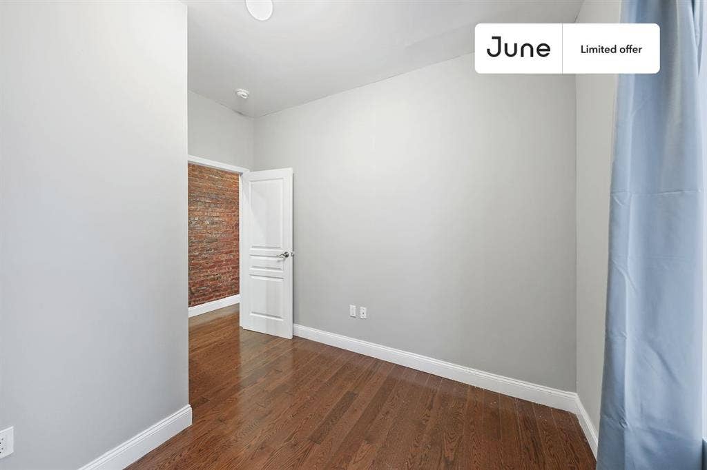 4 BR in New York City