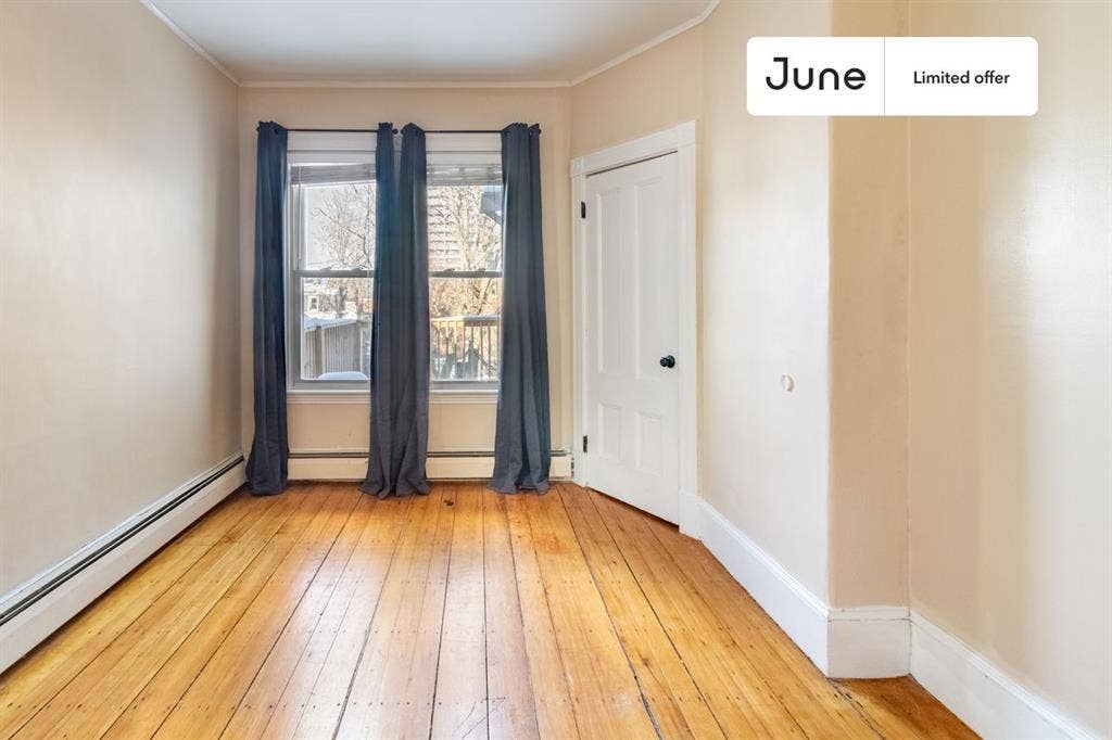 4 BR in Boston