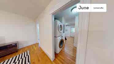 4 BR in Boston