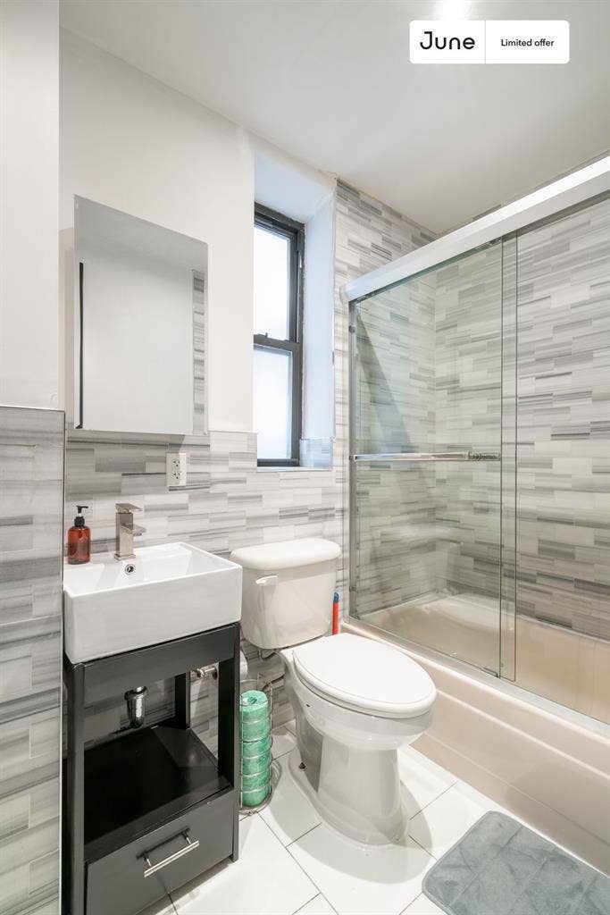 4 BR in New York City