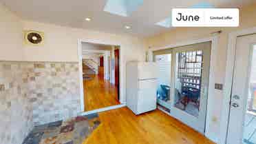 6 BR in Boston