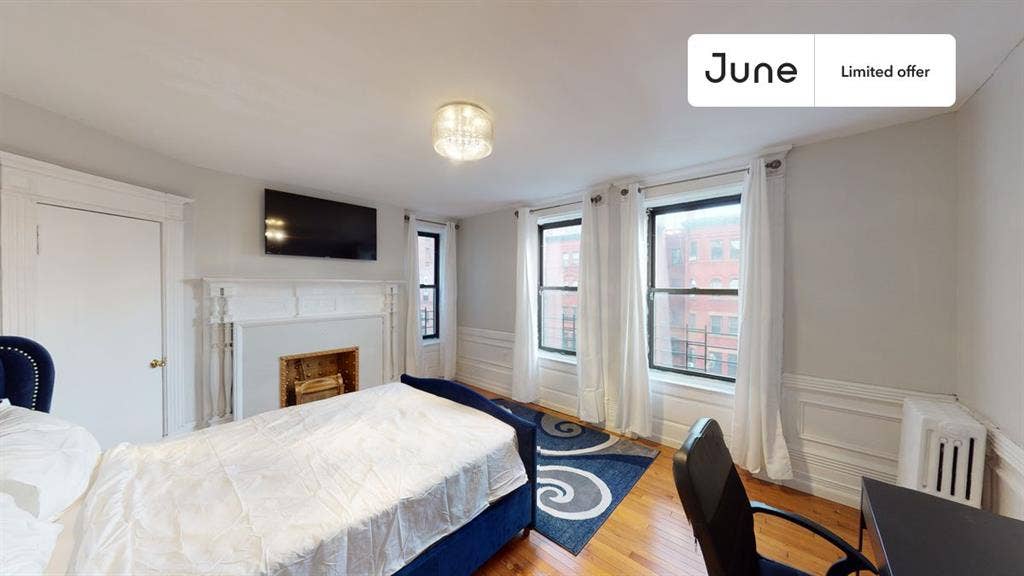 4 BR in New York City