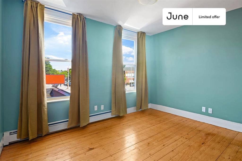 4 BR in Boston