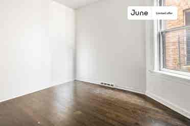 3 BR in Chicago