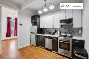 4 BR in New York City