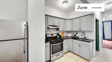 2 BR in New York City