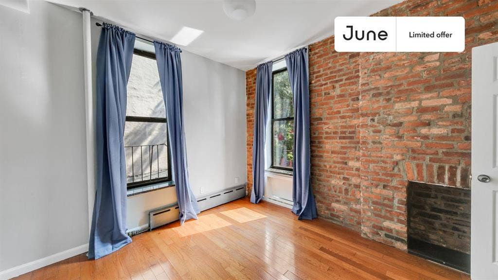 2 BR in New York City