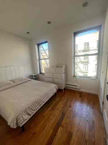 Furnished Room near Central Park