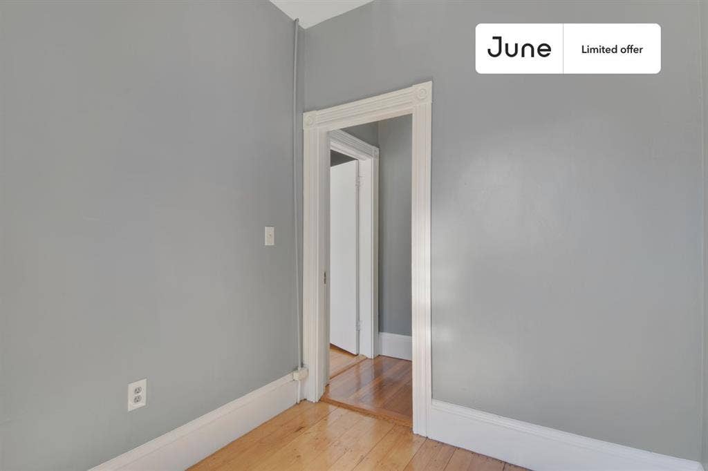 4 BR in Boston