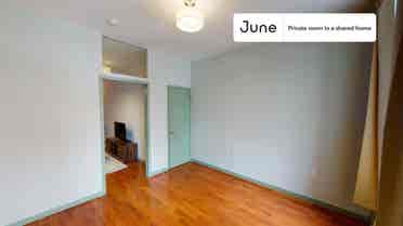 2 BR in New York City