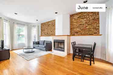 4 BR in Chicago