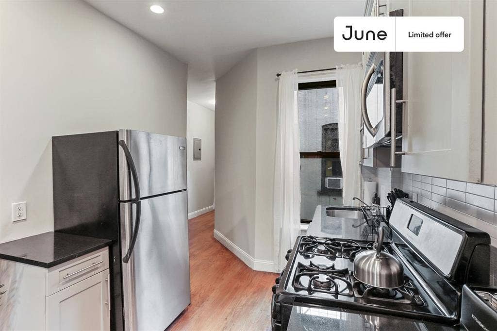 4 BR in New York City