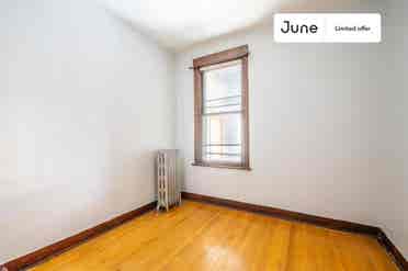 3 BR in Chicago