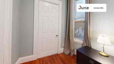 4 BR in Boston