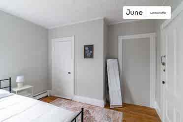 4 BR in Boston