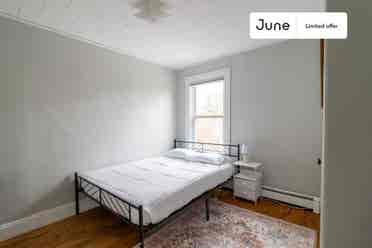 4 BR in Boston