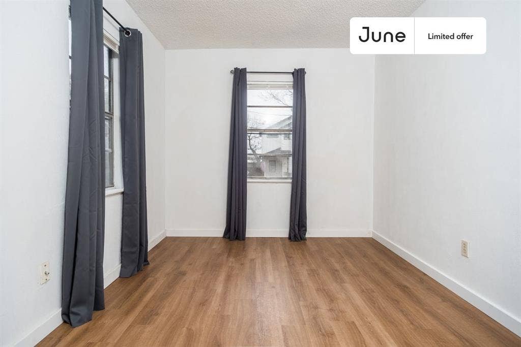 2 BR in Austin