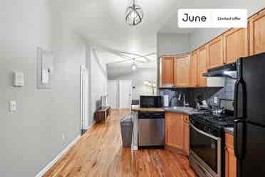 4 BR in New York City