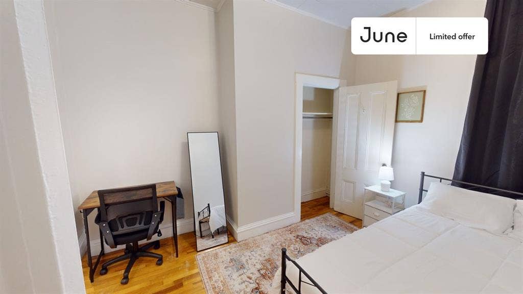 3 BR in Boston