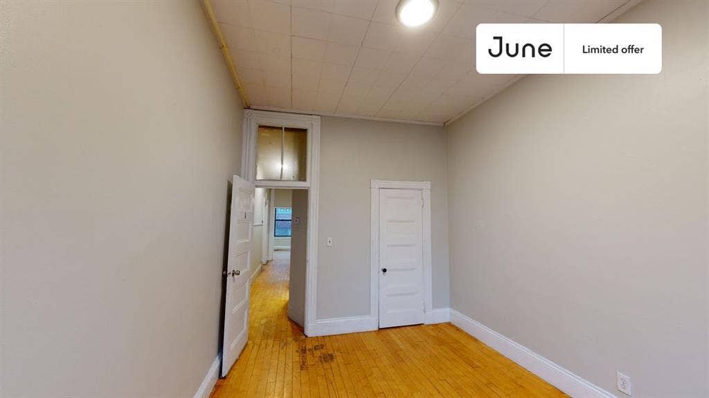 5 BR in Boston