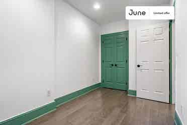 2 BR in New York City