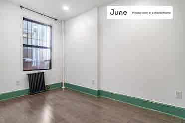 2 BR in New York City