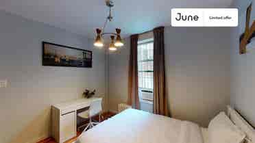 4 BR in New York City