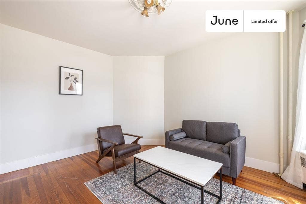 4 BR in Boston