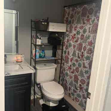 Room for rent in Corona CA