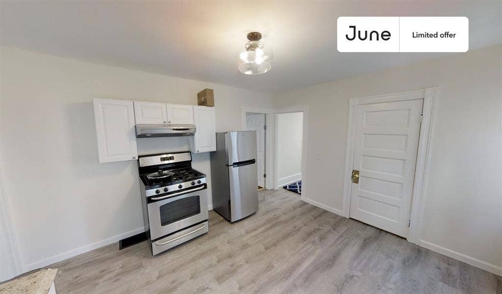 4 BR in Boston