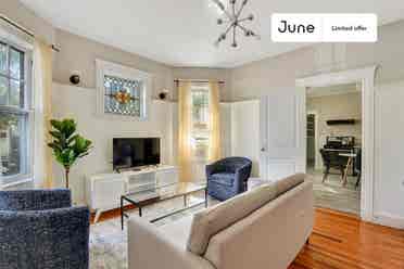 4 BR in Boston