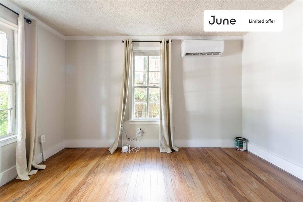 3 BR in Austin