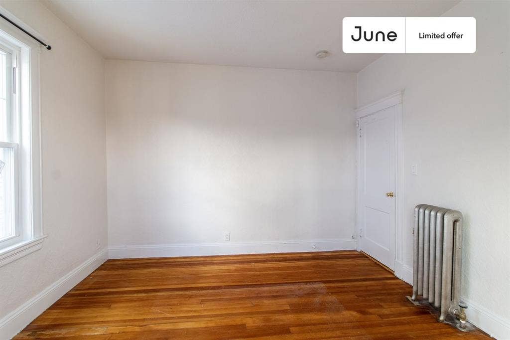 4 BR in Boston