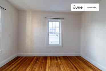 4 BR in Boston