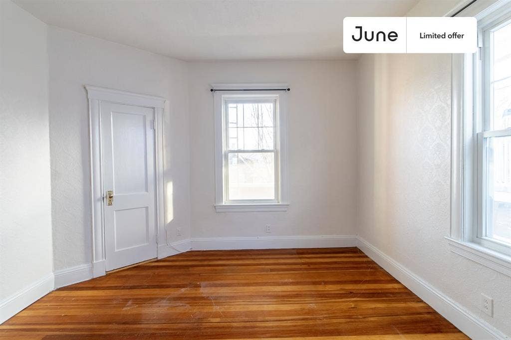 4 BR in Boston