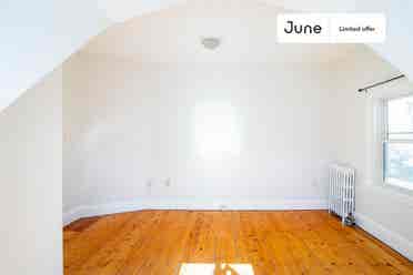 7 BR in Boston