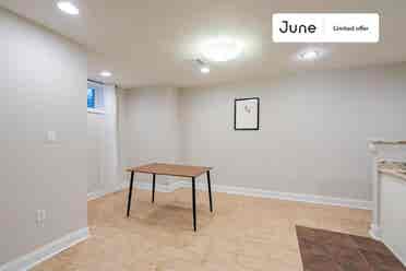 2 BR in Washington DC