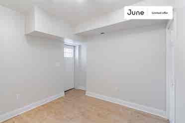 2 BR in Washington DC