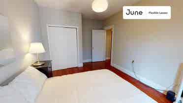 1 BR in Boston