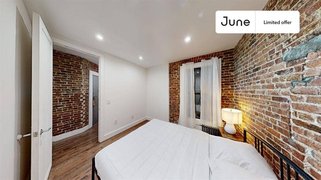 4 BR in New York City