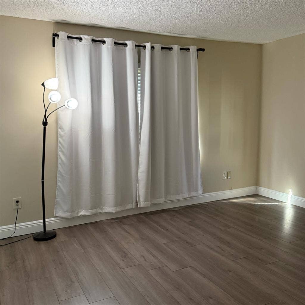 Master room for rent w/h private br