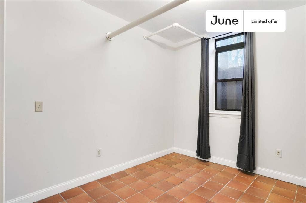 4 BR in Boston